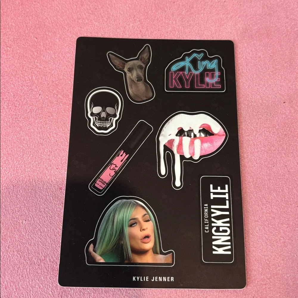 KING KYLIE Exclusive LA Pop Up Snapchat Tee & Stickers sheet